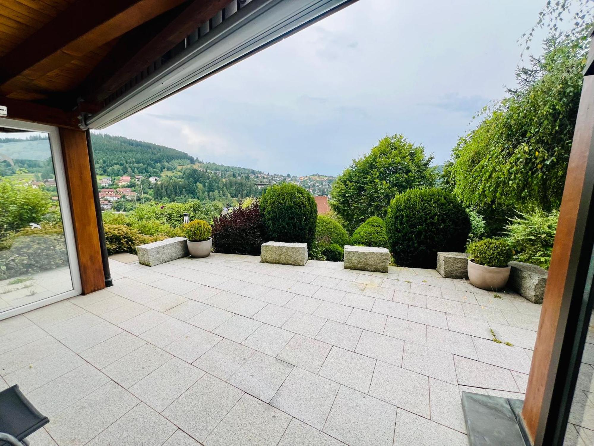 Panoramablick Mit Privatparkplatz, 2 Balkone Und 1,5 Baeder Lejlighed Titisee-Neustadt Eksteriør billede